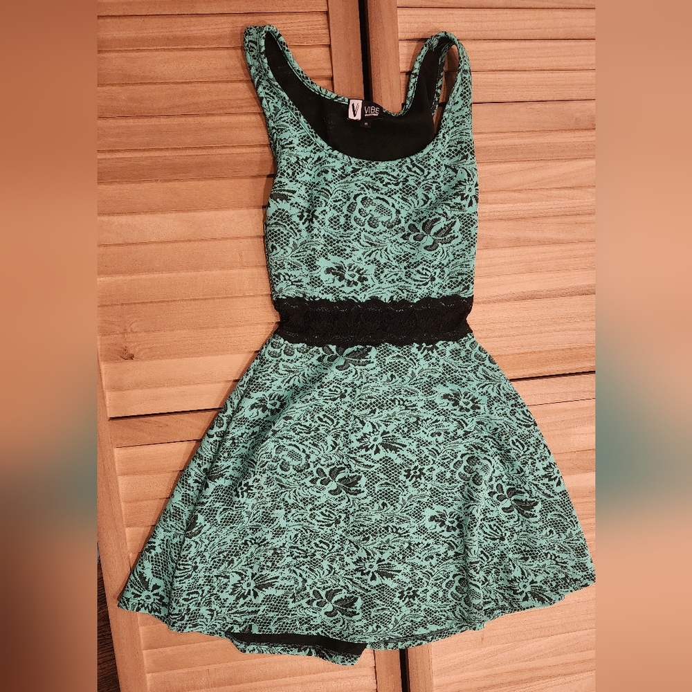 Vibe Women's Floral Turqoise Dress Lace Middle , Sleeveless